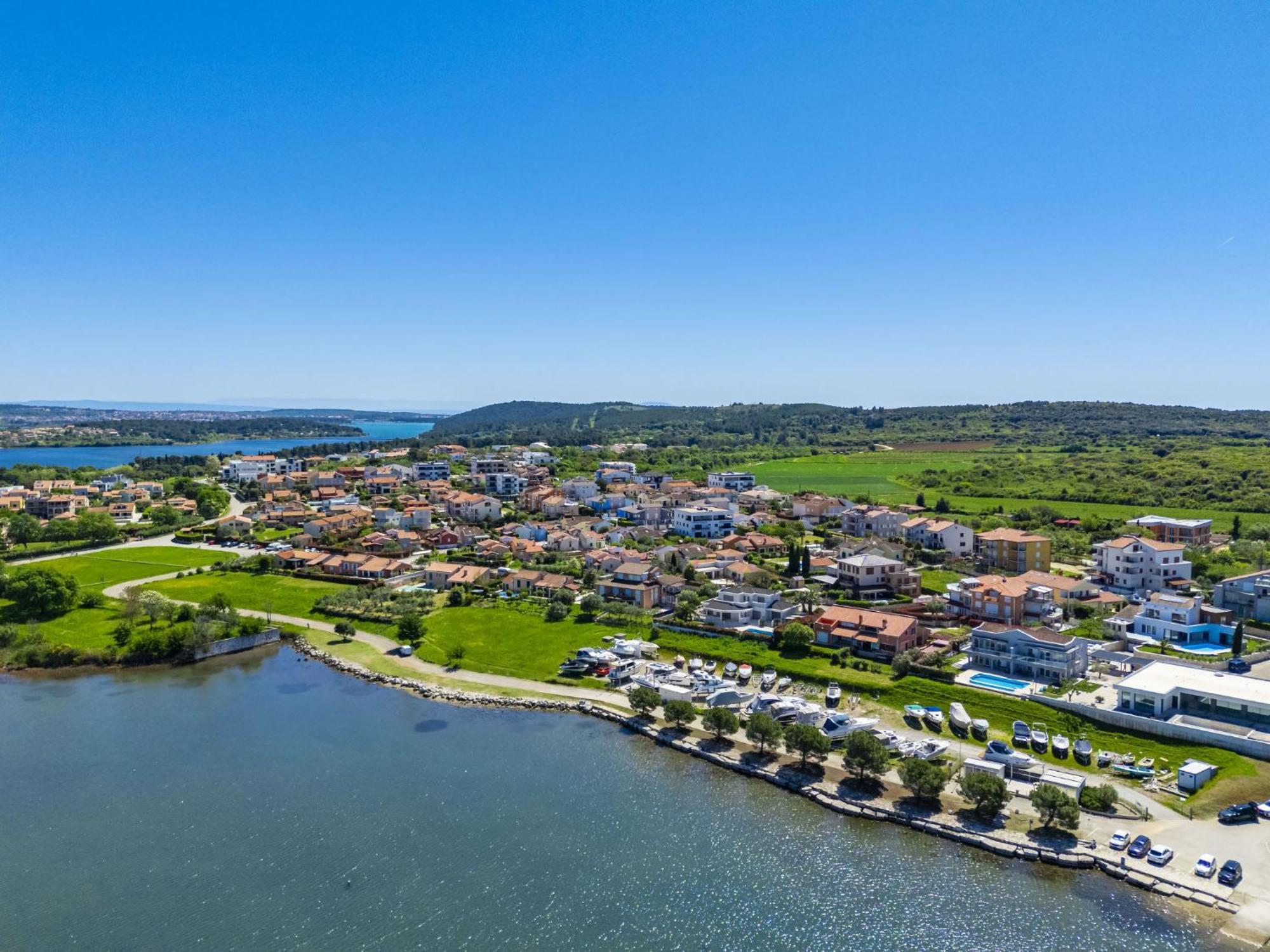 Maria - Pul 350 By Interhome Apartment Pula